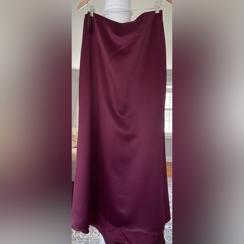 Alfred Sung/ Dress women. Sung solid Moron/ Burgundy , satin, high & low skirt.
